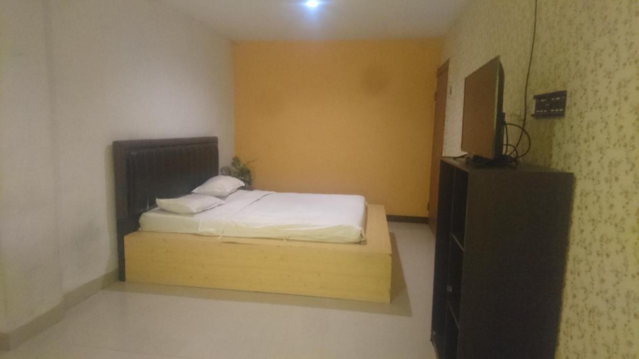 Sz Nine One Hotel Medan Exterior photo